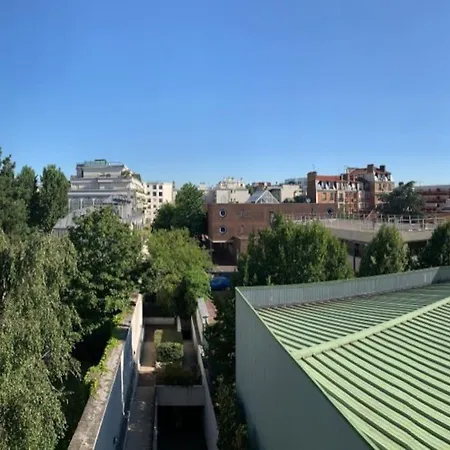 Beau Spacieux Et Calme Dans De Standing Apartment *